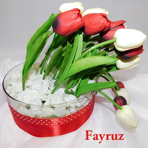 Artificial tulip centerpiece with red and white tulips in glass bowl
