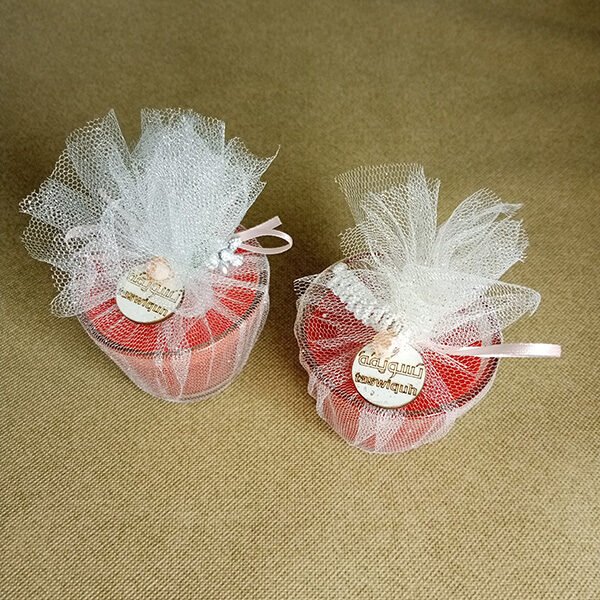 Scented candle in clear glass 2 pieces (1) Scented candle in clear glass 2 pieces