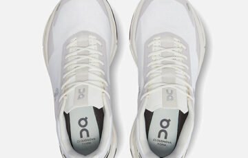 On Running Cloudnova Form White Eclipse (2)