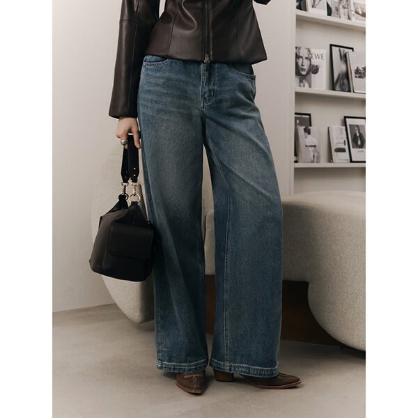 Loose Fit Light-Wash Denim Jeans