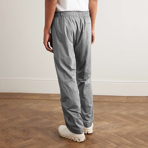 ON Court Tapered Crinkled-Shell Pants (2)