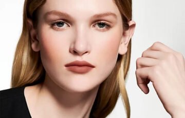 Valentino Liquirosso Lip Blush-Into The Nude (5)