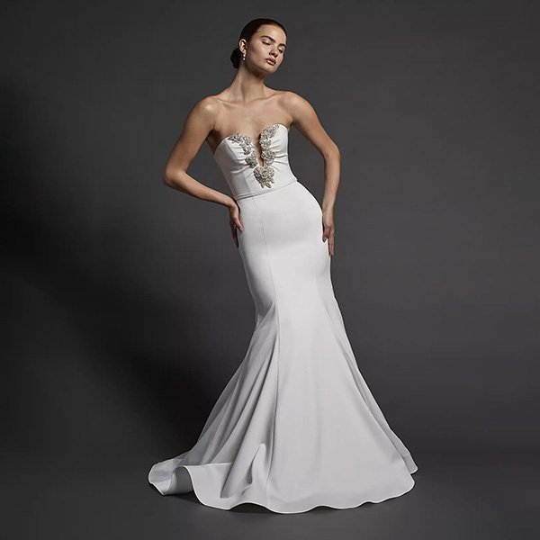 Viola Chan Mermaid Gown-Soft White