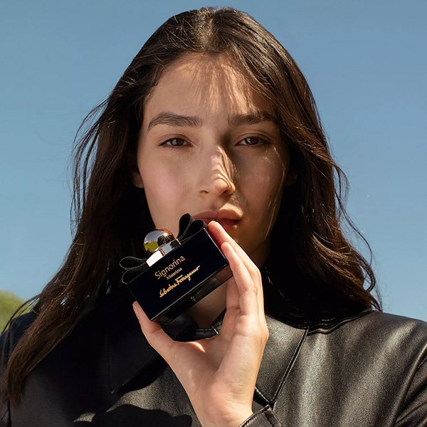 Ferragamo Signorina Misteriosa EDP 100ml 2 Ferragamo Signorina Misteriosa EDP 100ml - Image 2