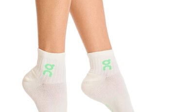 On Logo Mid Socks 3-Pack-Desert Wash (1)