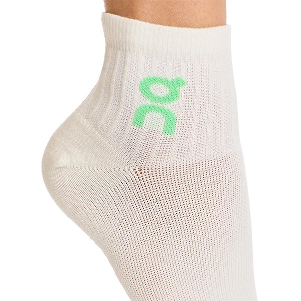 On Logo Mid Socks 3-Pack-Desert Wash 3 On Logo Mid Socks 3-Pack-Desert Wash - Image 3
