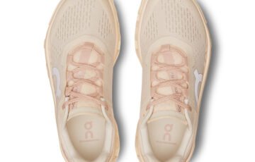 On Running Cloudmonster Moon Fawn (4)