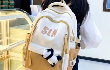 Dirt-resistant Large Capacity Schoolbag Travel (3)