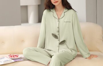 Womens Long-Sleeve Cardigan Pajama Set (3)