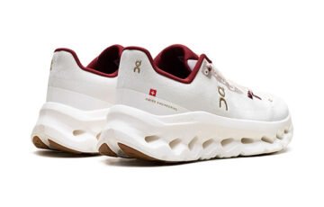 On Running Cloudtilt Pearl Ivory Sneaker (4)