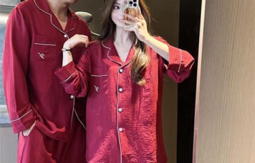 V-Neck Couple Pajamas Leisure Wear Set (2)