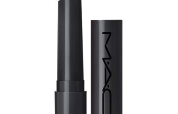 M·A·C Squirt Plumping Gloss Stick-06 Jet (1)