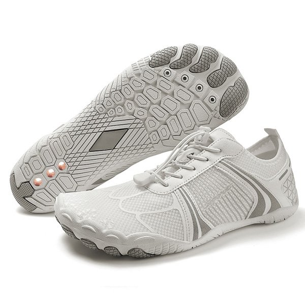 Anti-static water shoes with breathable mesh and natural rubber sole